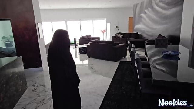 Sasha The Belly Dancer In Hijab Garb Hardcore Fuck Session At My House