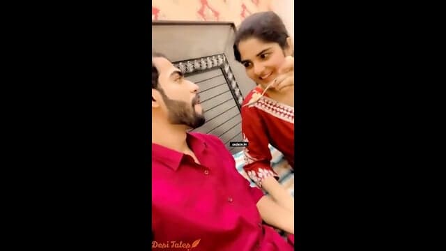 Teen Desi Girl Musterbating Through Cucumber