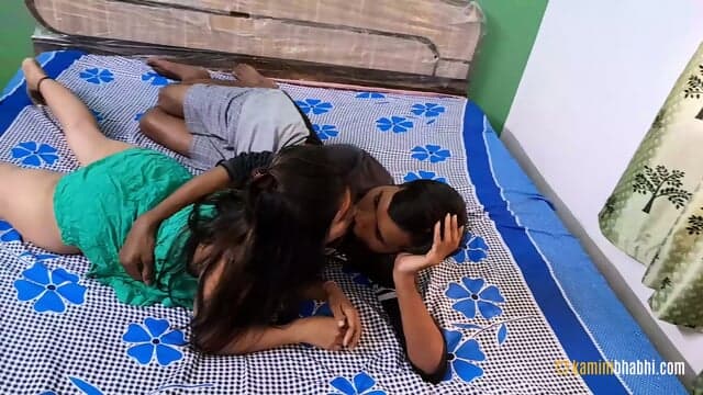 Rough Sex Of Horny Indian Wife Kamini Close-up Fucking