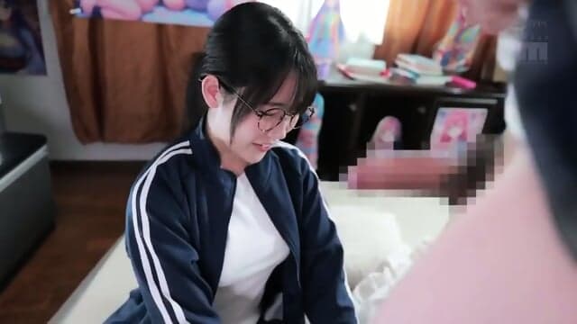 [MIDA-442] You Can Use My Pussy As A Masturbator! While My Parents Were Away On A Trip, My Otaku Friend's Busty Senior Spent Four Days Hanging Out With Me, Enjoying Creampie Sex And Becoming The Subject Of A Doujinshi Manga. Sakura Yuno