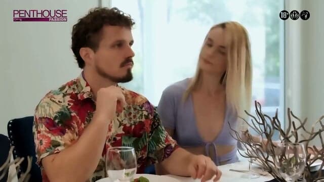 Khloe Kingsley Is Into Swinging [Softcore]